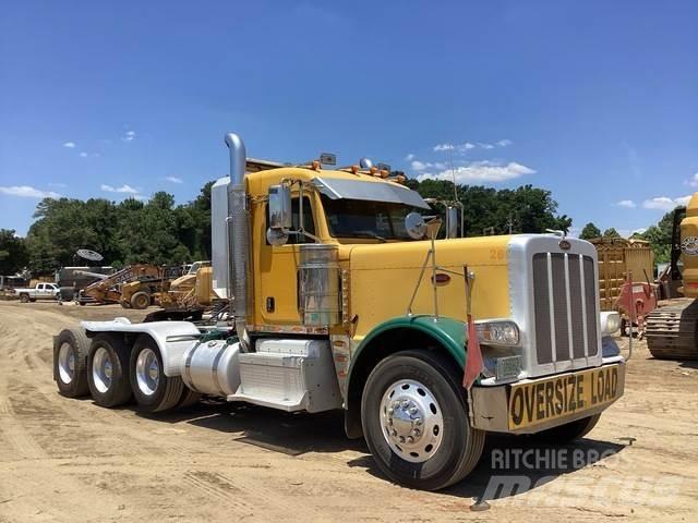 Peterbilt 389 Trekkers