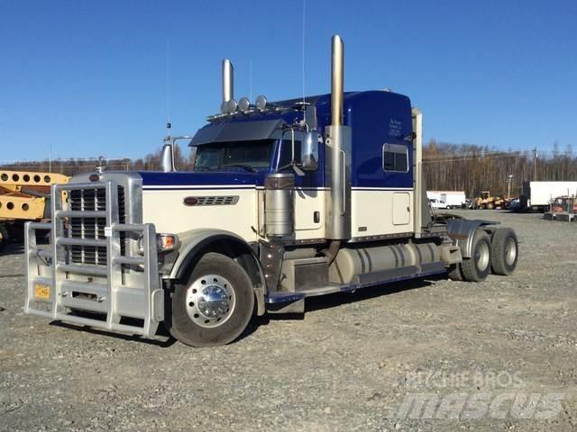 Peterbilt 389 Trekkers