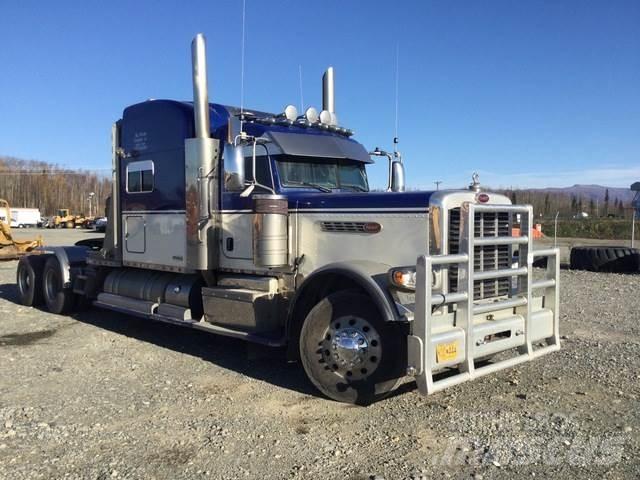 Peterbilt 389 Trekkers