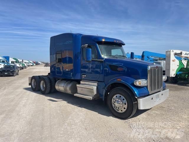 Peterbilt 567 Trekkers