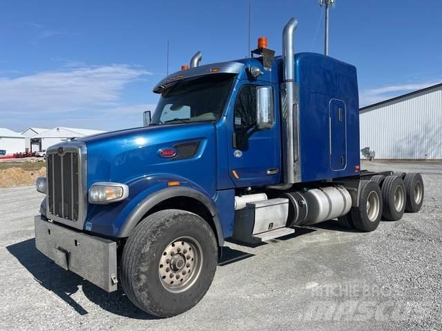 Peterbilt 567 Trekkers
