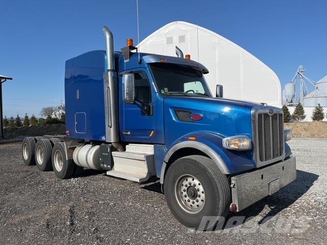 Peterbilt 567 Trekkers