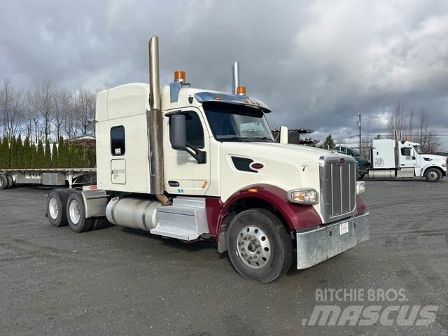 Peterbilt 567 Trekkers