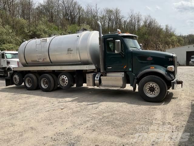 Peterbilt 567 Kolkenzuigers