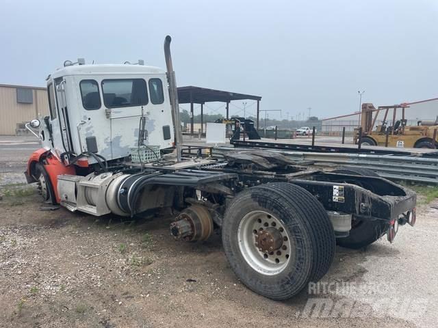 Peterbilt 567 Trekkers