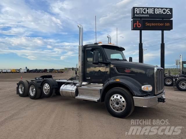 Peterbilt 567 Trekkers