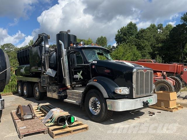 Peterbilt 567 Rupsgraafmachines