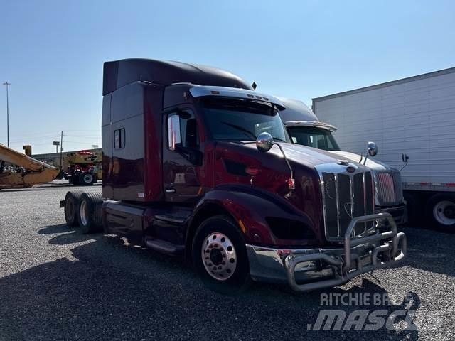 Peterbilt 579 Trekkers