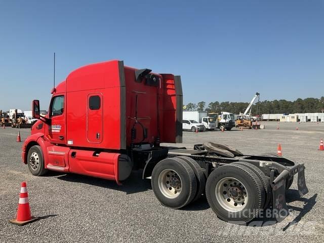 Peterbilt 579 Trekkers