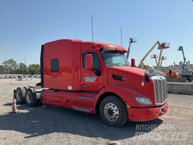 Peterbilt 579 Trekkers