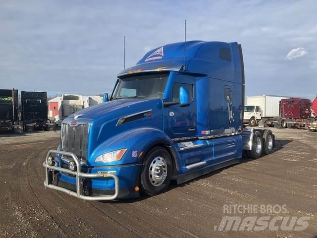 Peterbilt 579 Trekkers