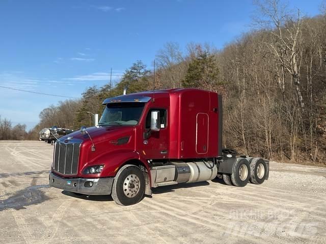 Peterbilt 579 Trekkers