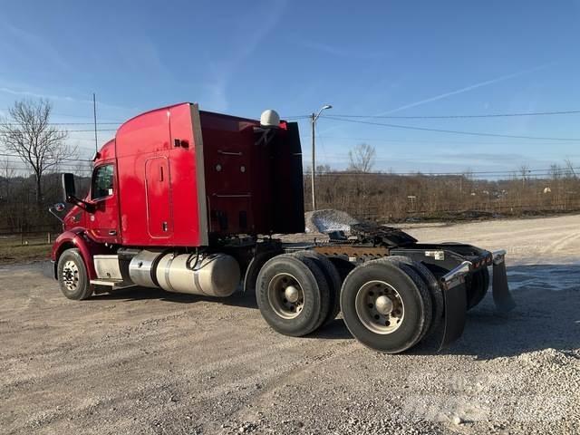 Peterbilt 579 Trekkers
