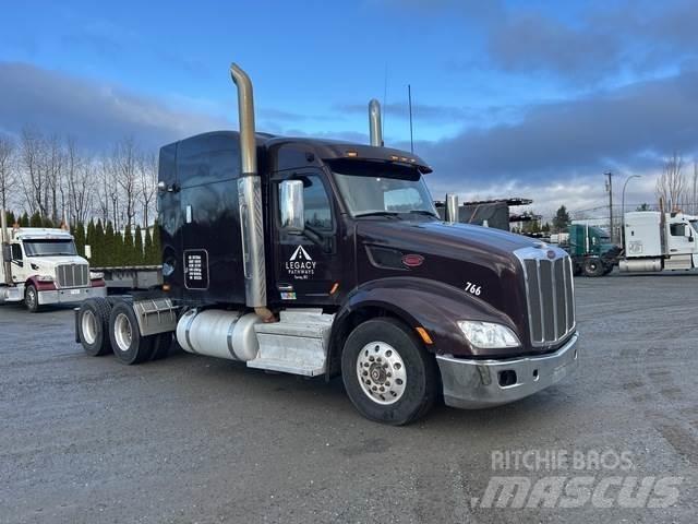 Peterbilt 579 Trekkers