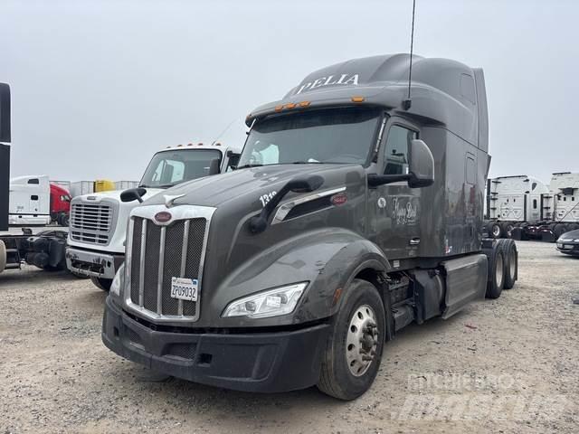 Peterbilt 579 Trekkers