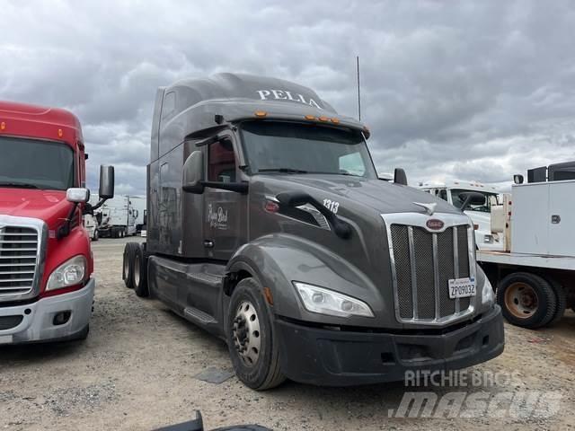 Peterbilt 579 Trekkers