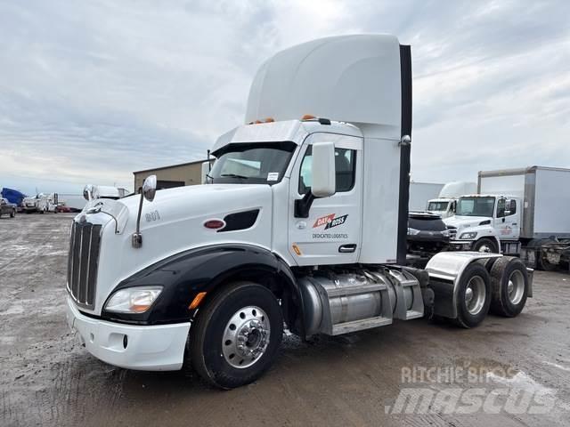 Peterbilt 579 Trekkers
