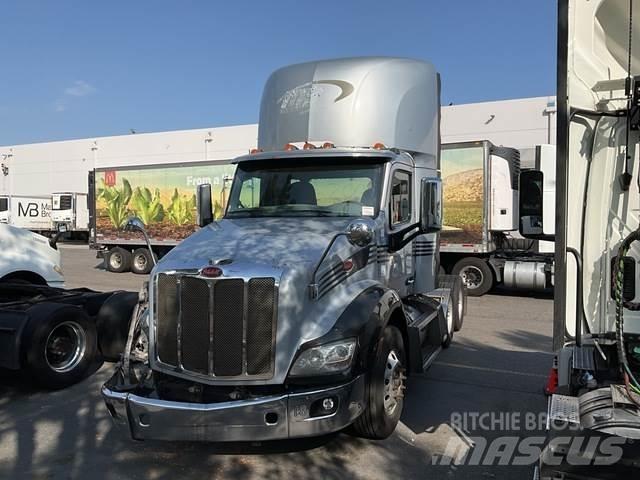 Peterbilt 579 Trekkers