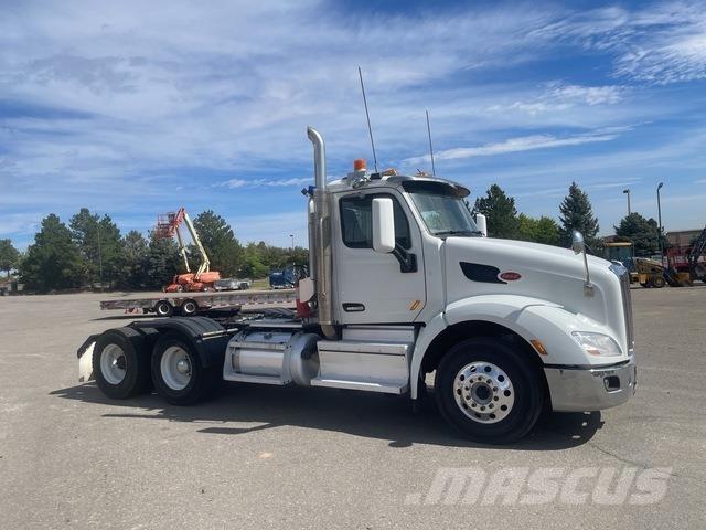 Peterbilt 579 Trekkers