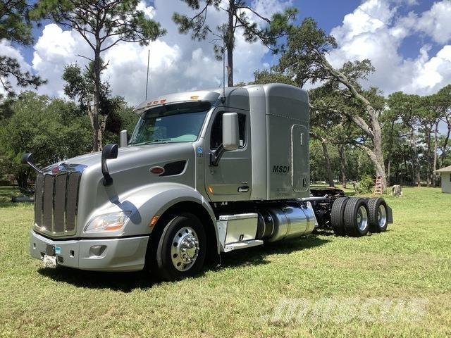 Peterbilt 579 Trekkers