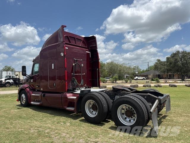 Peterbilt 579 Trekkers
