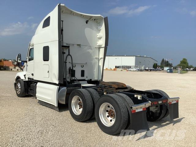 Peterbilt 579 Trekkers