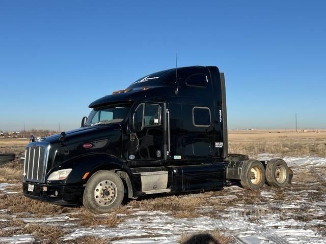 Peterbilt 587 Trekkers