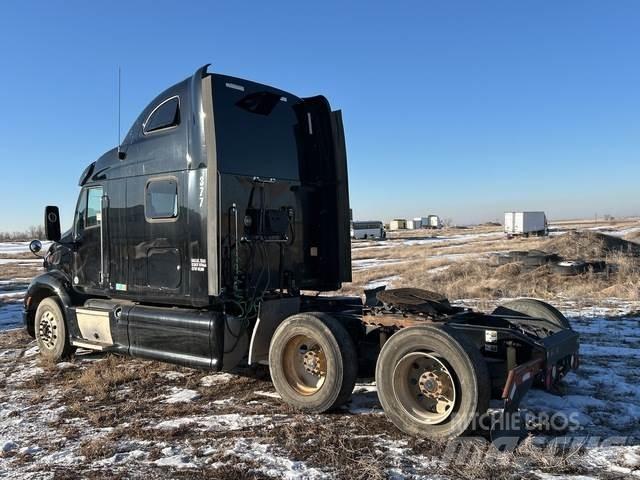 Peterbilt 587 Trekkers