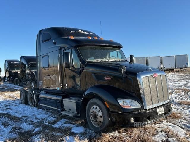 Peterbilt 587 Trekkers