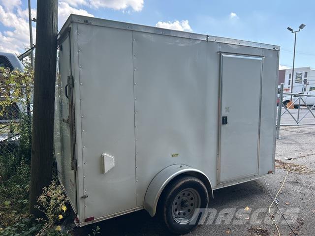  Quality Cargo Gesloten opbouw trailers