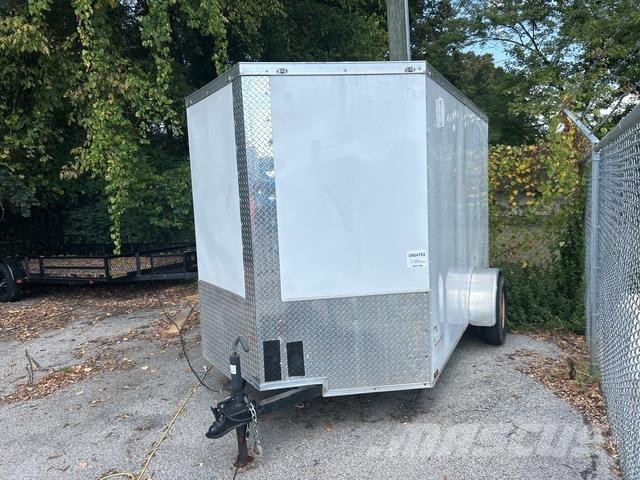  Quality Cargo Gesloten opbouw trailers