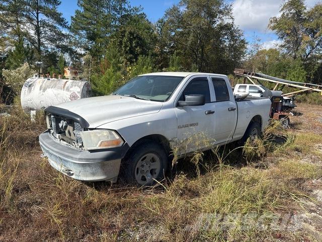RAM 1500 Bestelwagens met open laadbak