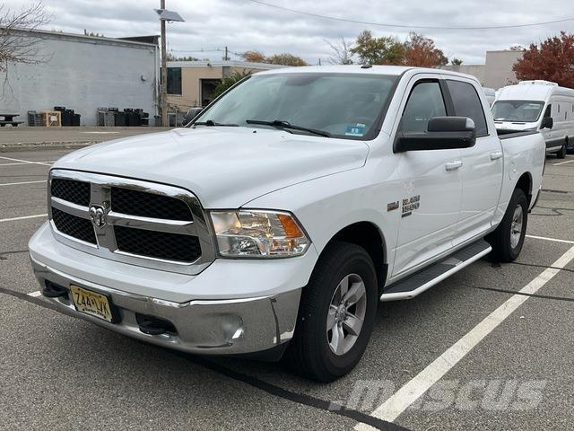RAM 1500 Bestelwagens met open laadbak