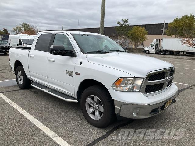 RAM 1500 Bestelwagens met open laadbak