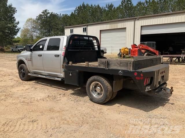 RAM 3500 Platte bakwagens
