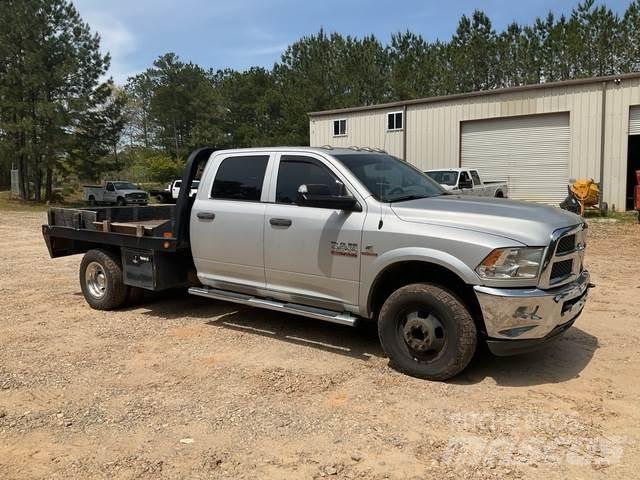 RAM 3500 Platte bakwagens
