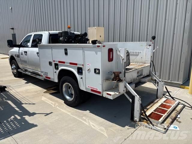 RAM 3500 Bestelwagens met open laadbak