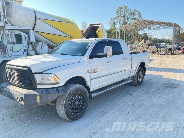 RAM 3500 Bestelwagens met open laadbak