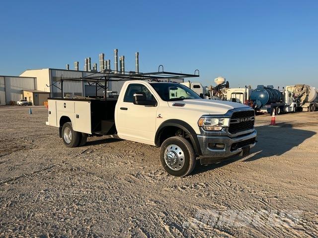 RAM 4500 Bestelwagens met open laadbak