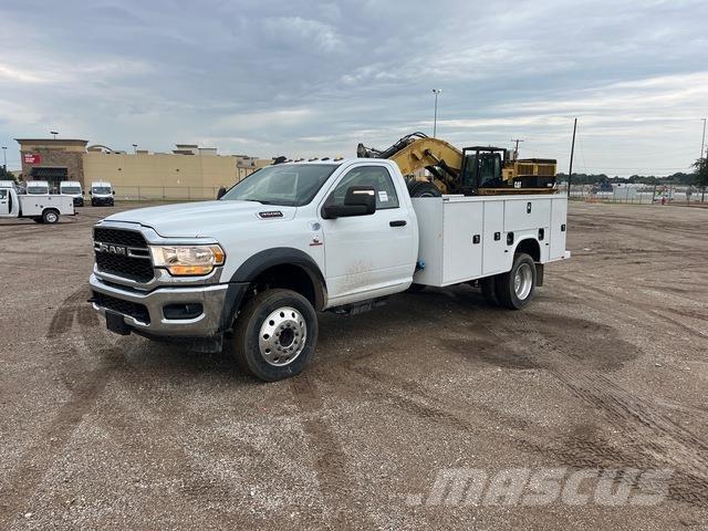 RAM 4500 Bestelwagens met open laadbak