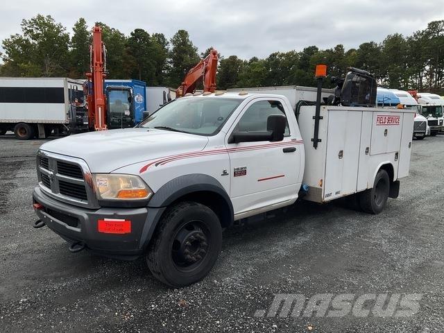 RAM 5500 Bestelwagens met open laadbak