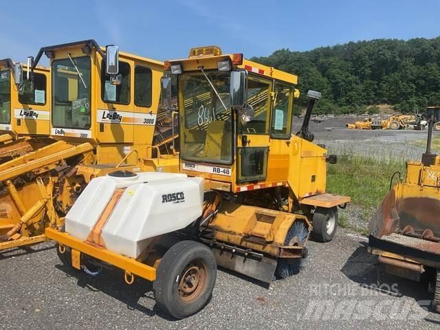 Rosco RB48 Veegmachines voor binnen