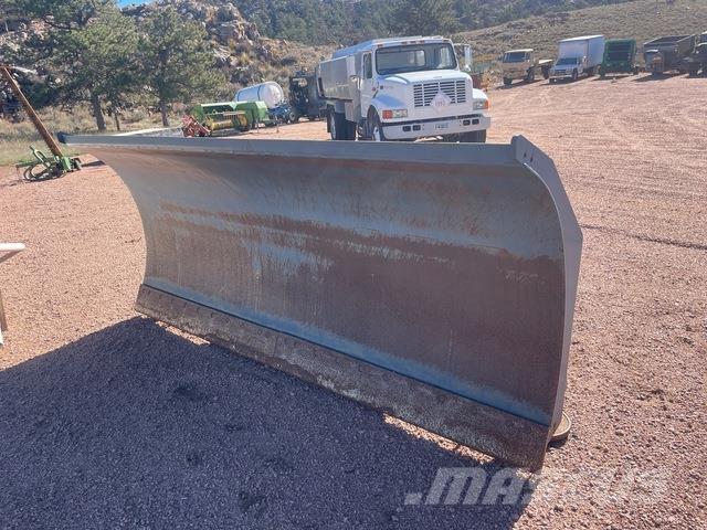  RY Ind. Sneeuwschuivers en -ploegen