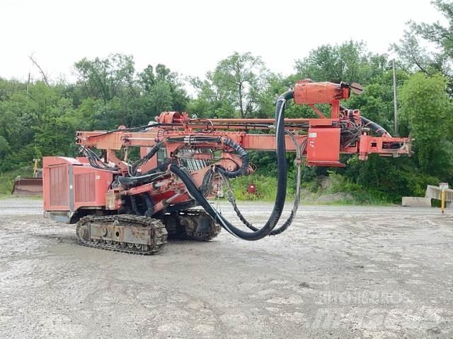 Sandvik DP800 Surface drill rigs