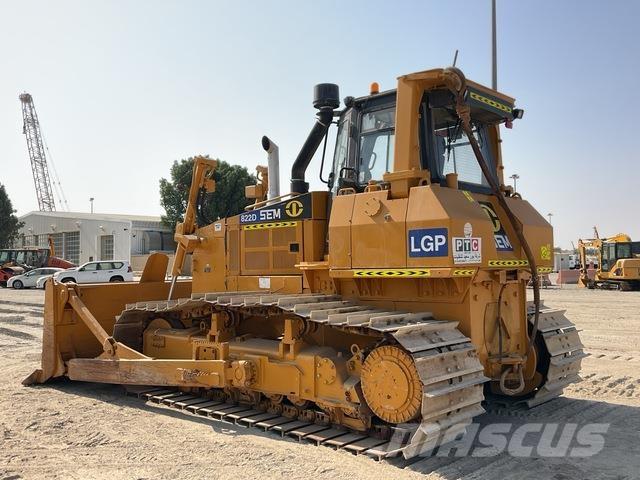 SEM 822D Rupsdozers