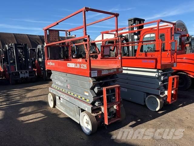 SkyJack 3226 Schaarhoogwerkers
