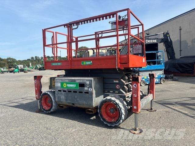 SkyJack 6832RT Schaarhoogwerkers