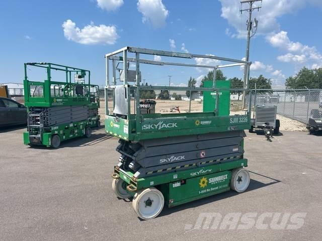 SkyJack SJ3226 Schaarhoogwerkers