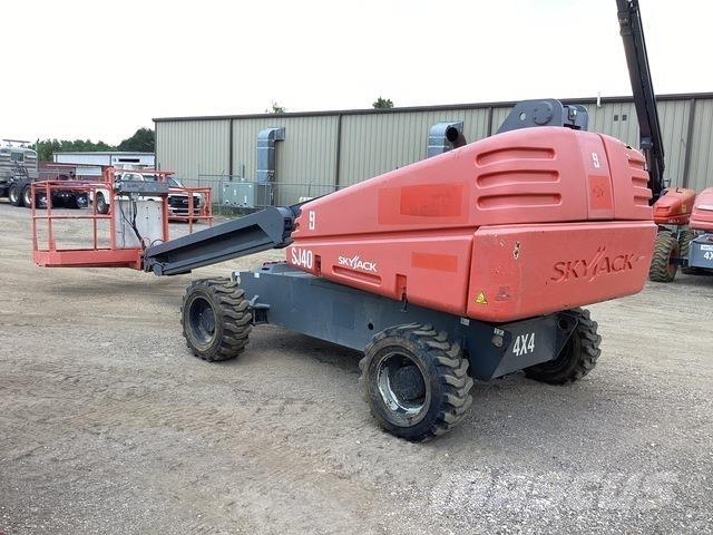 SkyJack SJ40T Telescoophoogwerkers