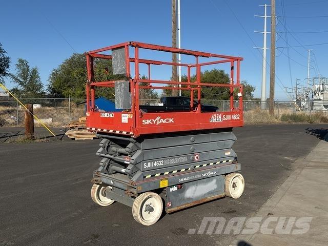 SkyJack SJ4632 Schaarhoogwerkers